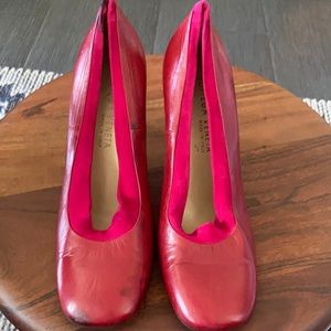 Vintage Bottega Veneta Red leather with shade trim